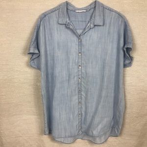 Soft surroundings chambray short sleeve collared